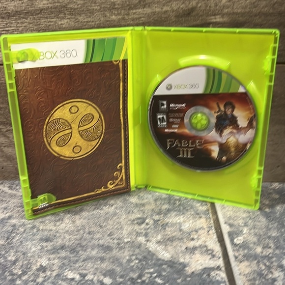 5 for $60 - Fable III for the x box 360 - Picture 2 of 4